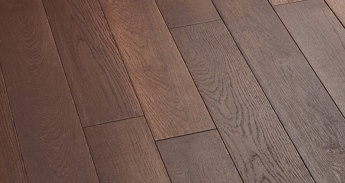 Chocolate Oak 125mm Oiled Solid Wood Flooring - Descriptive 2